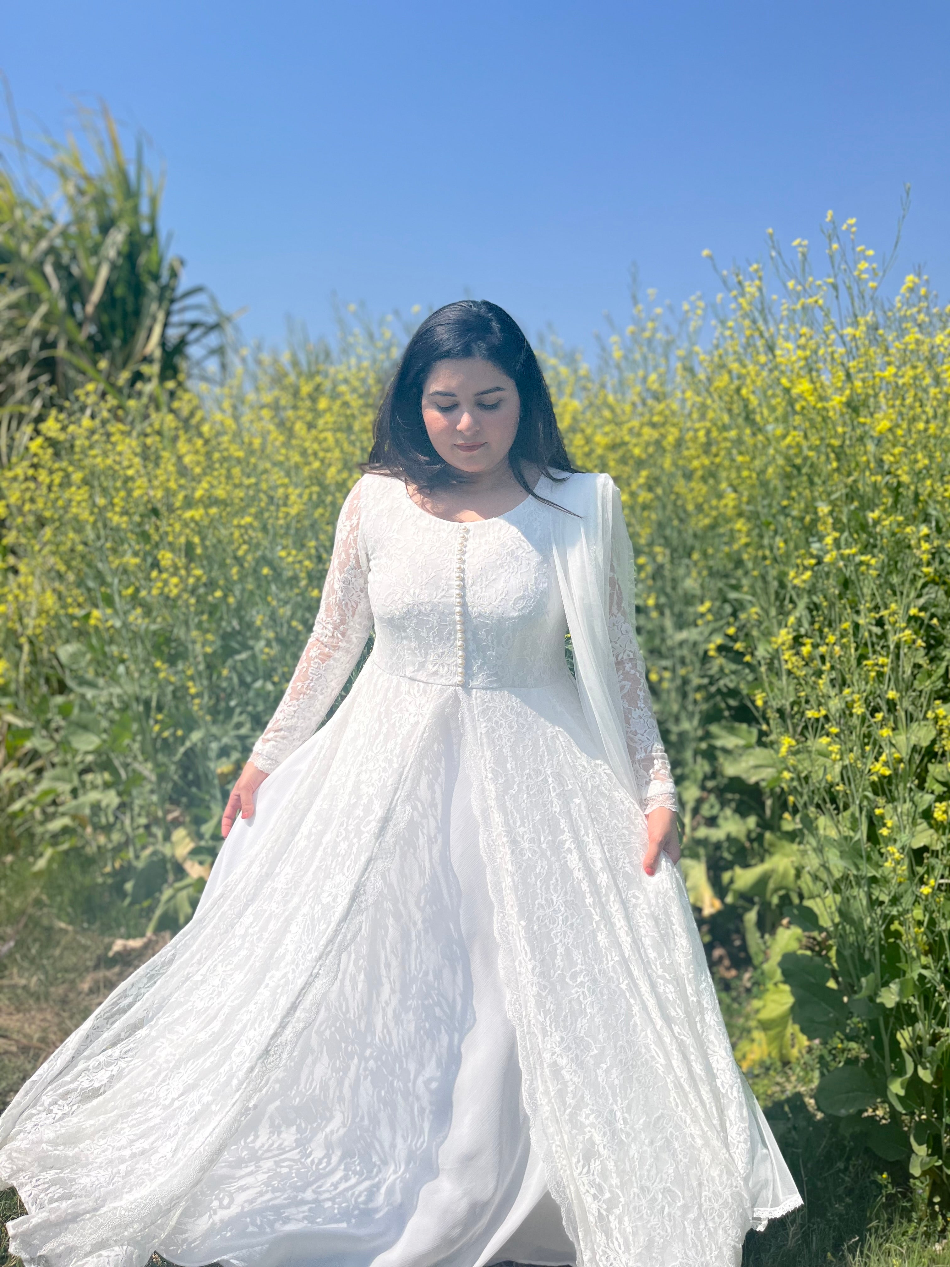 Simran off white anarkali set kasumi.in Simran off white anarkali set kasumi.in