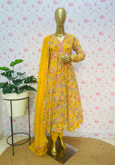 Floral yellow anarkali - kasumi.in