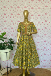 Green handblock printed cotton dress - kasumi.in