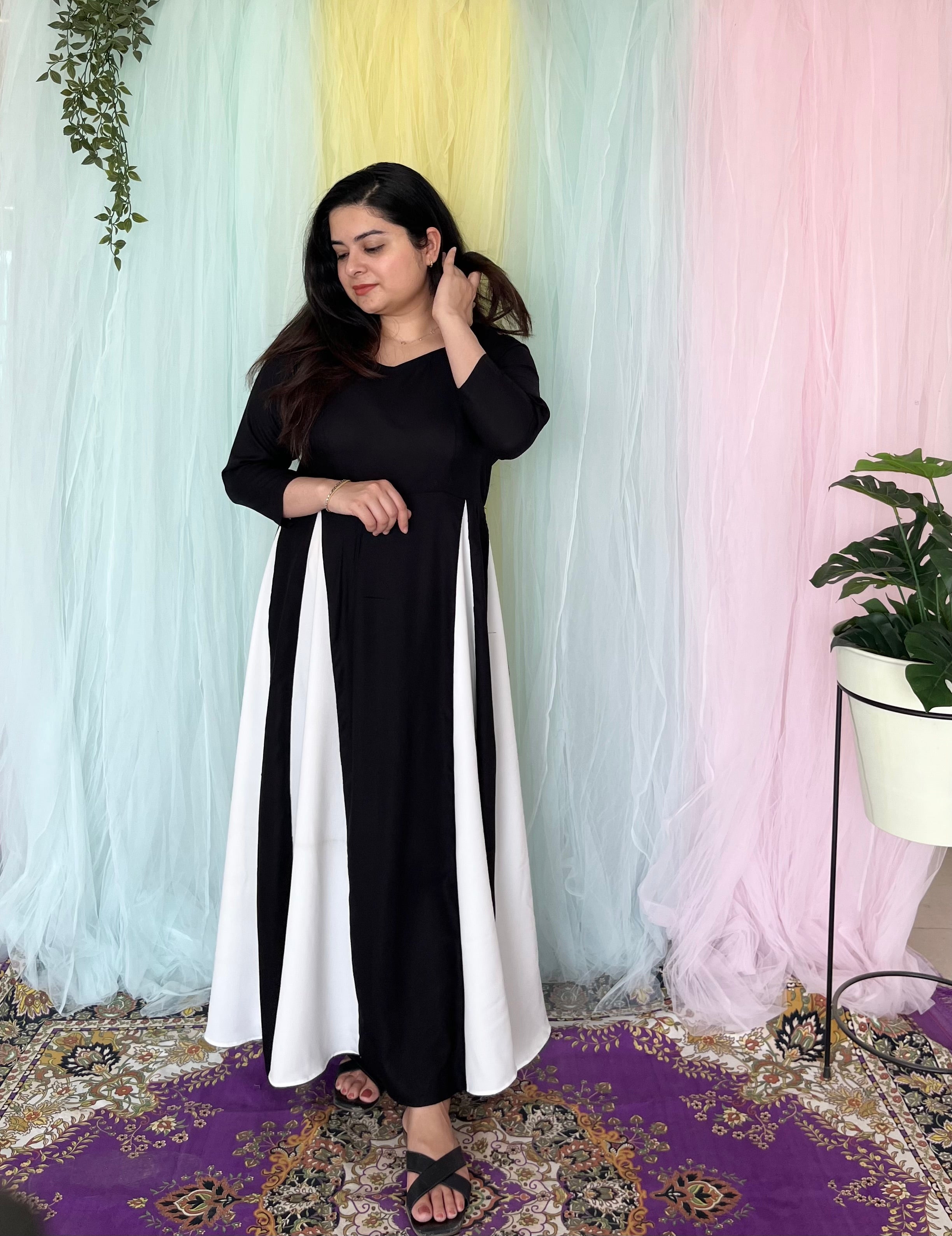Black & white maxi dress