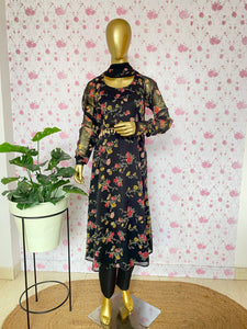 Black nyra cut kurti set