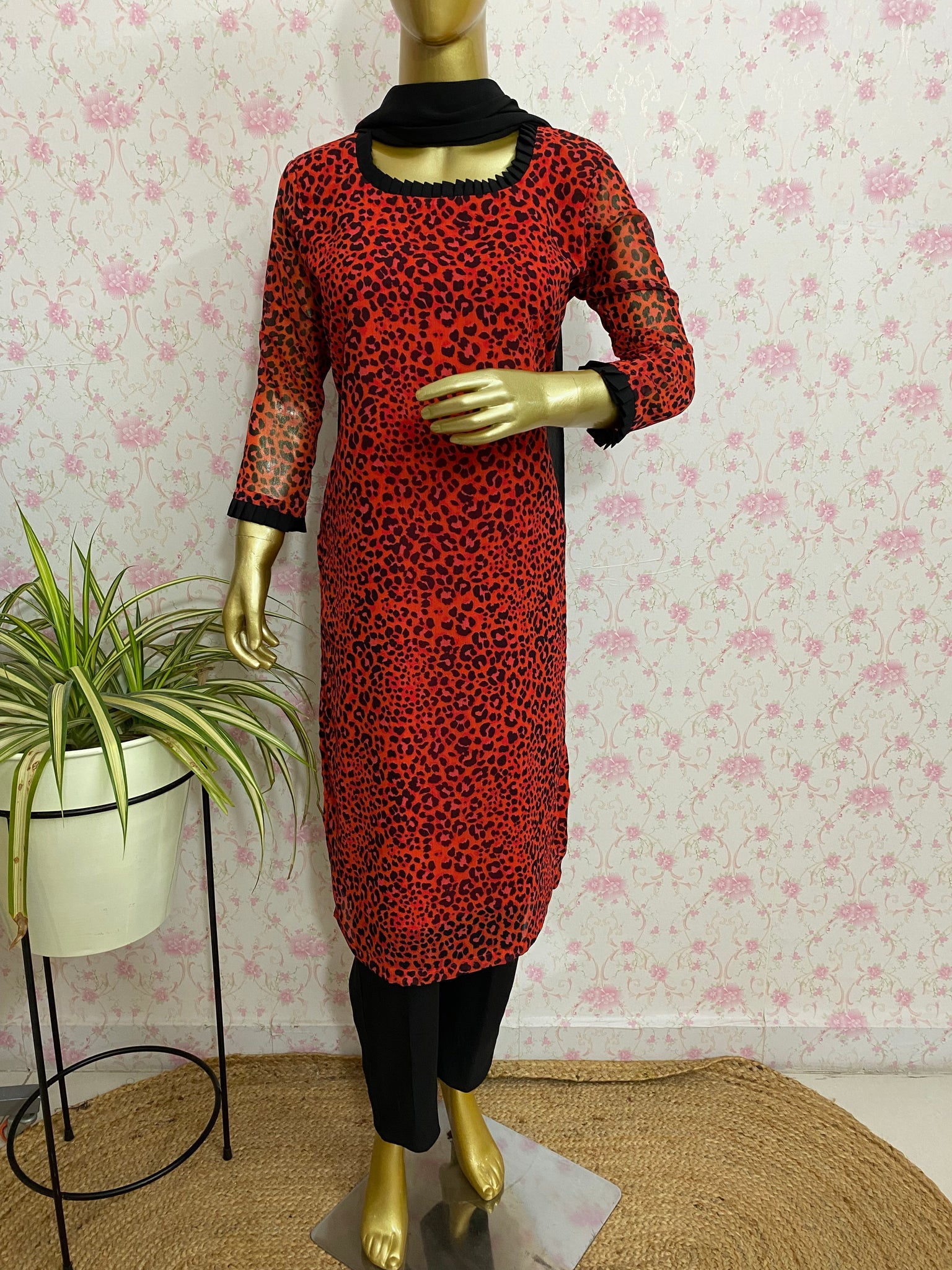 Leopard print chiffon suit set