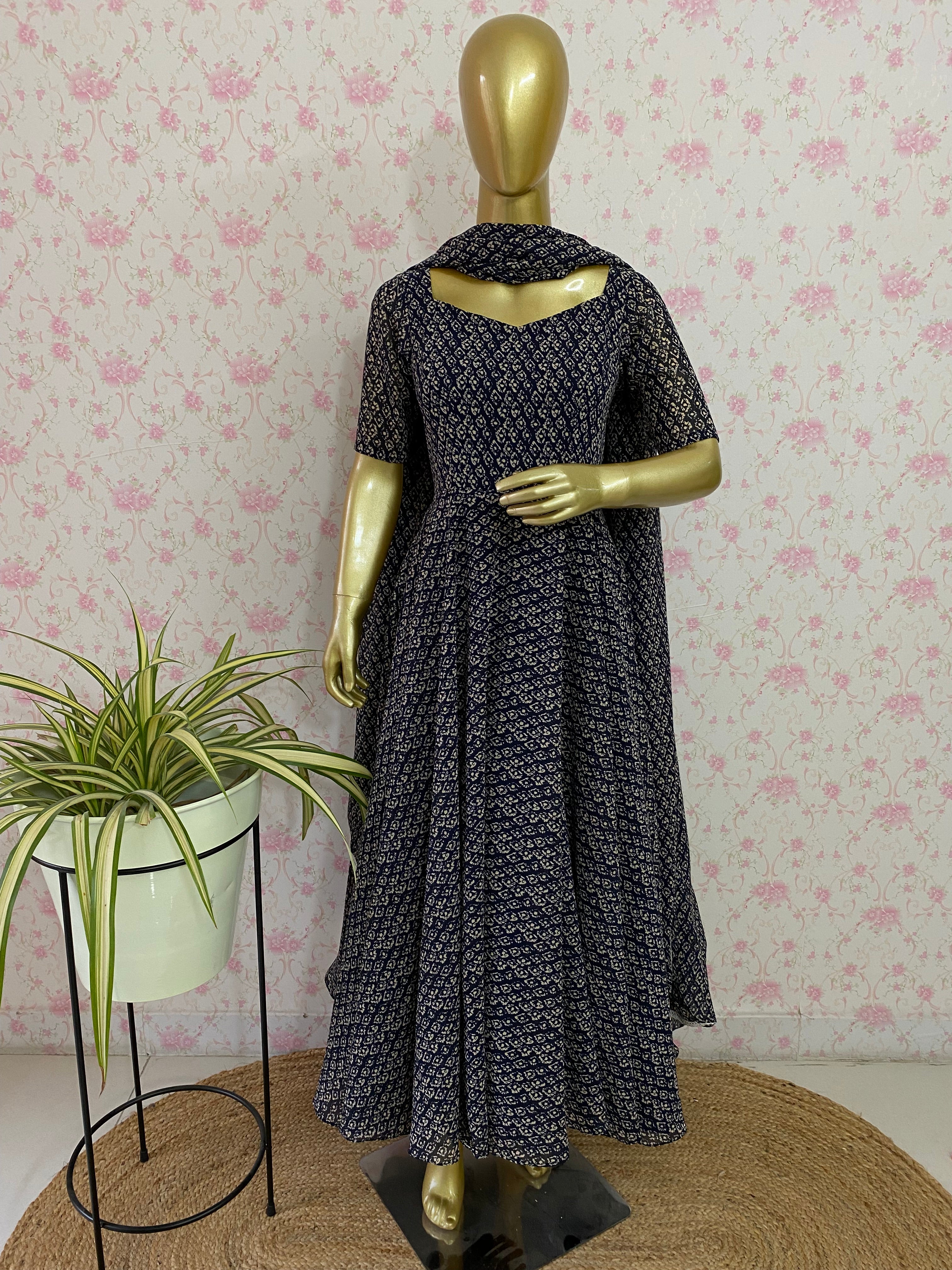 Navy blue georgette dress - kasumi.in