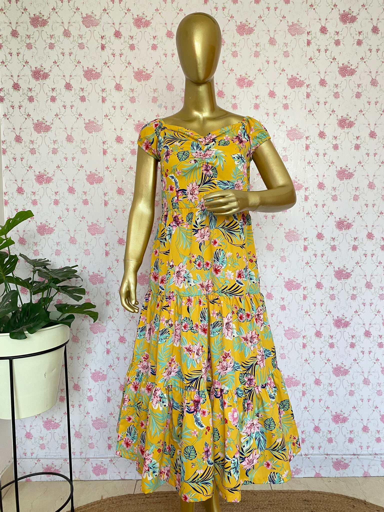 Yellow printed midi